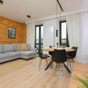 Apartment Kruszynska Bemowo By Renters, Warsaw